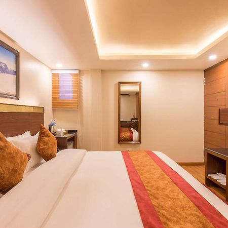 Hotel Infinity International Near Igi Airport Neu-Delhi Exterior foto