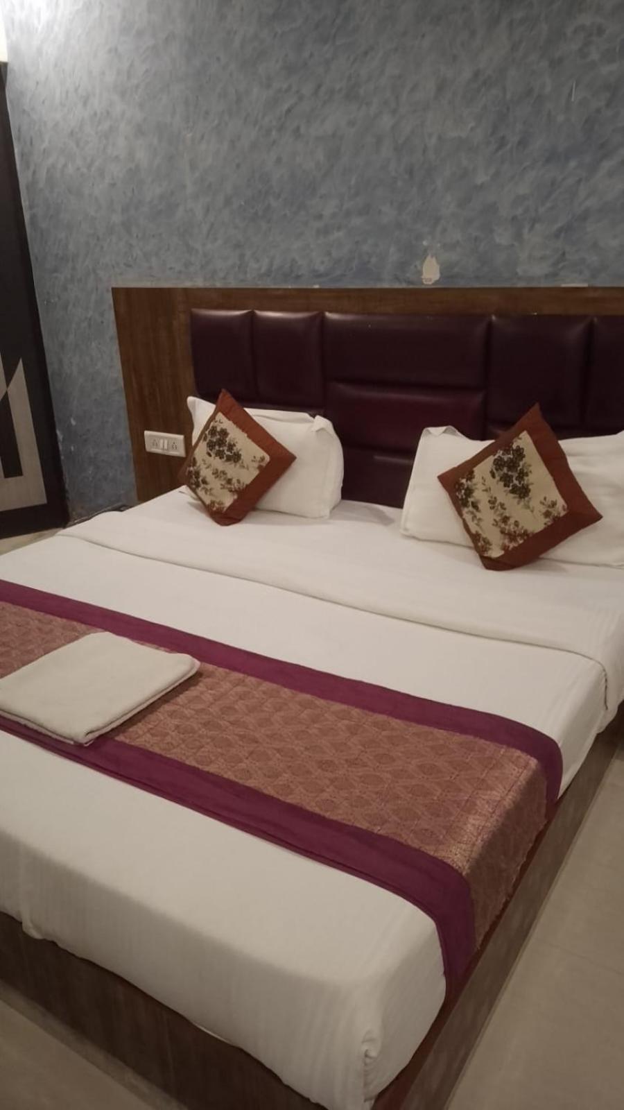 Hotel Infinity International Near Igi Airport Neu-Delhi Exterior foto